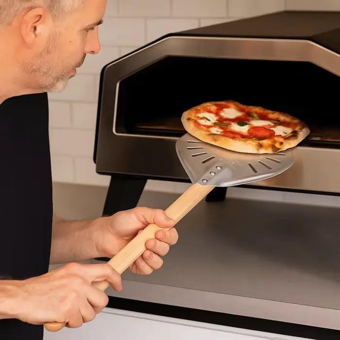 Pagaie à Pizza Tournante en Aluminium avec Manche en Bois Spatule Grande Palette Tourneur Perforé Amovible Pour Crêpes et Pizzas Occasions Spéciales