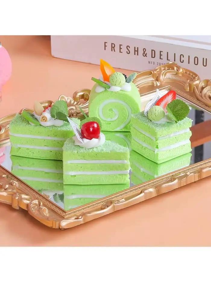 1 pièce Modèle de crêpe triangulaire simulée, gâteau dessert à la crème aux fruits, accessoire de photographie pour décoration de pâtisserie