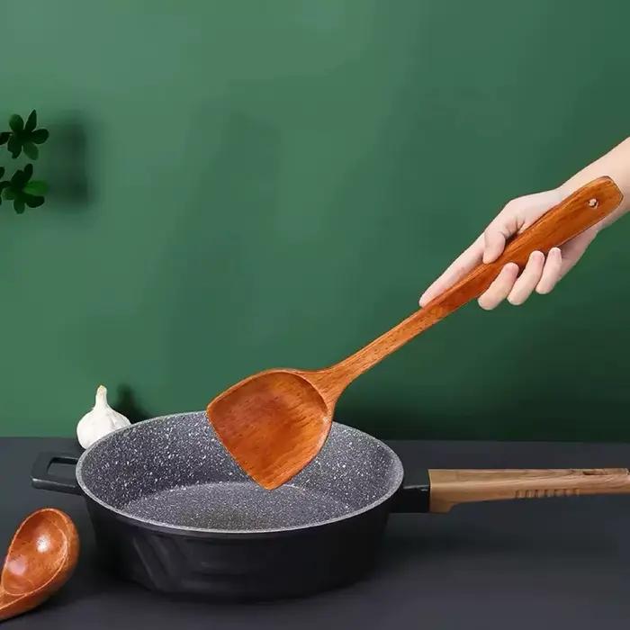 Spatule de cuisine, spatule en bois, cuillère de cuisine antiadhésive, spatule en bois spéciale, spatule en bois pour ailes de poulet, résistante aux hautes températures, usage domestique, 1 pièce