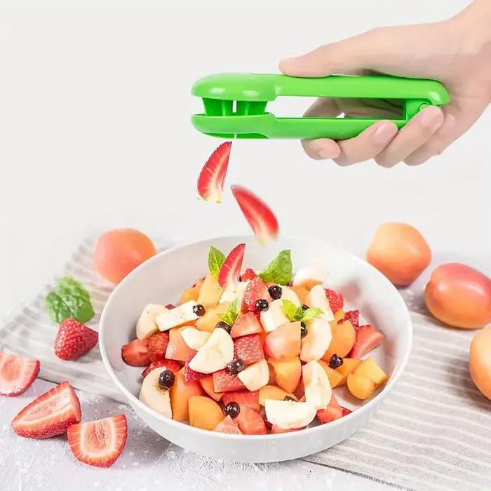 Trancheuse de fruits manuelle sûre et facile-coupeur multifonctionnel de baies et de raisin, outil de préparation de cuisine adapté aux enfants