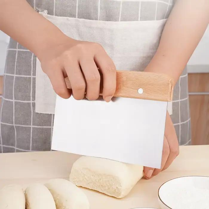 Coupe de farine de cuisson avec manche en bois en acier inoxydable