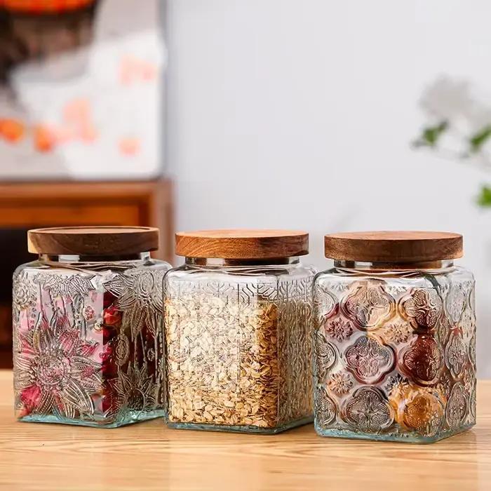 Boites en verre hermetiques style retro pour stockage alimentaire et organisation cuisine en verre avec couleurs douces et touches de design vintage pour la maison et la cuisine