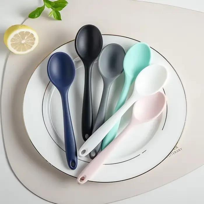 Cuillère à mélanger en Silicone