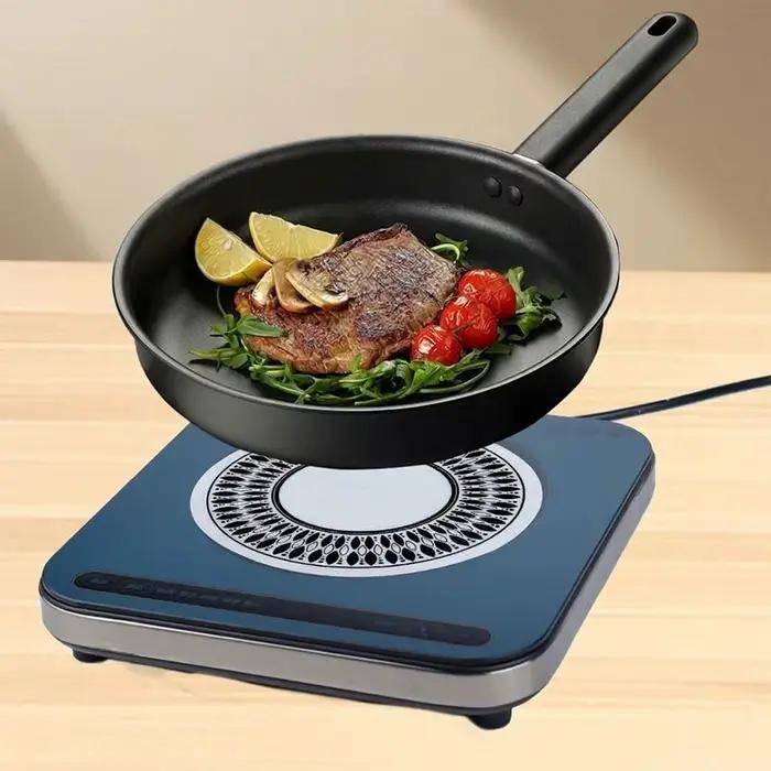 Tapis de protection en silicone pour plaque à induction noire antidérapant résistant aux hautes températures pour cuisine élégante et sécurisée occasions spéciales