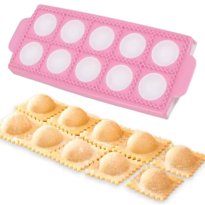 Moule à raviolis en plastique