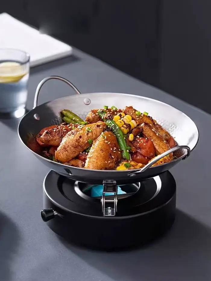 Pot en acier inoxydable pour usage domestique