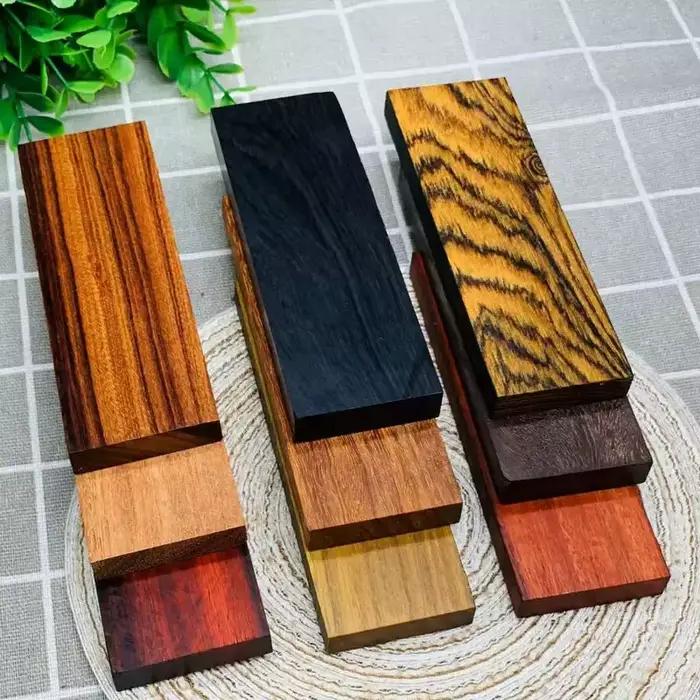 1 pièce de bois massif naturel brut, utilisé pour la fabrication de manches de couteau, comme matériau pour les poignées d'outils de bricolage, 120x40x10mm