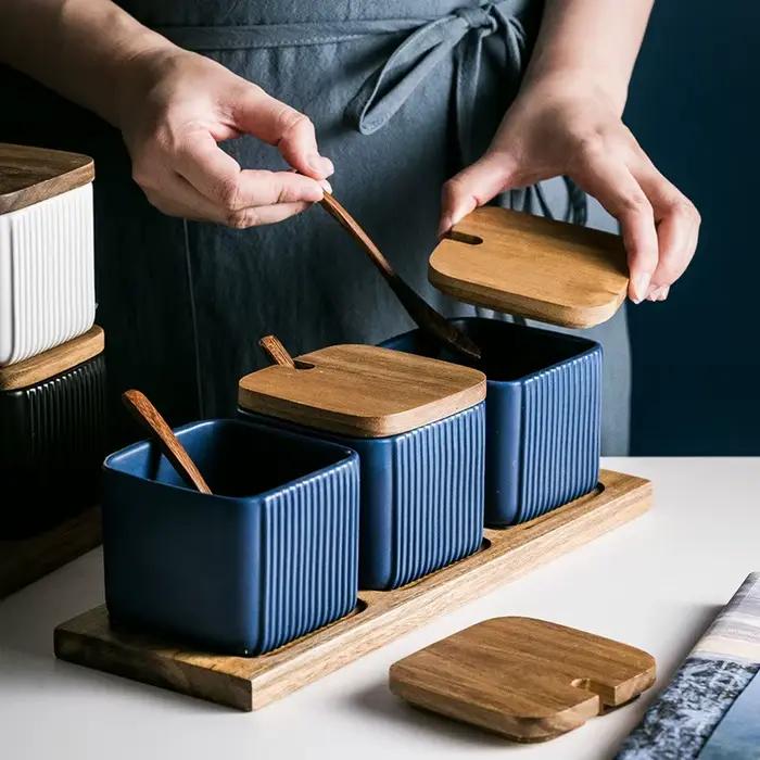 Ensemble de pots d'assaisonnement en céramique lourde
