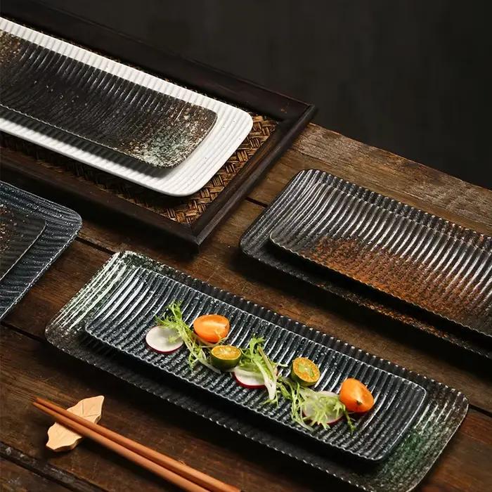 Assiette rectangulaire de style japonais