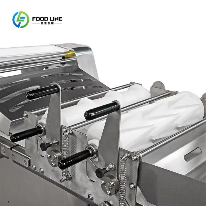 Machine à laminage automatique verticale personnalisée 5 kg/h, machine à pâtisserie 520, machine à pain, laminoir à pâte électrique