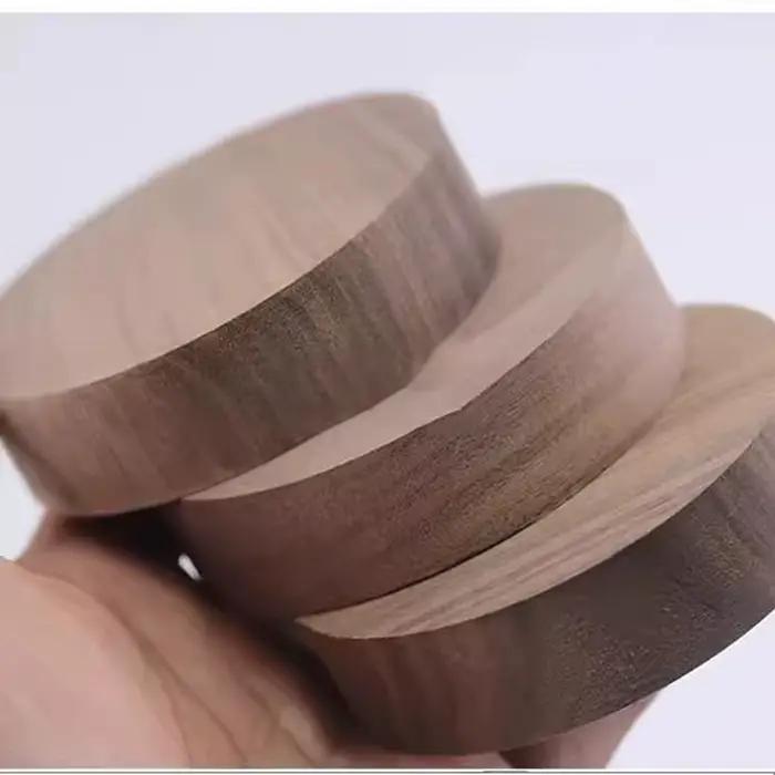 Bloc de bois rond en noyer noir naturel
