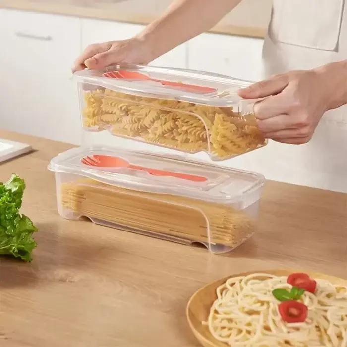 Boîte de cuisson de pâtes au micro-ondes avec passoire