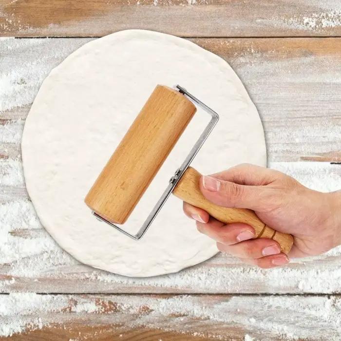 Rouleau à pâtisserie portatif en bois