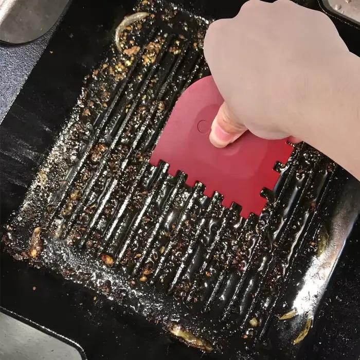Grattoir à poêle à gril