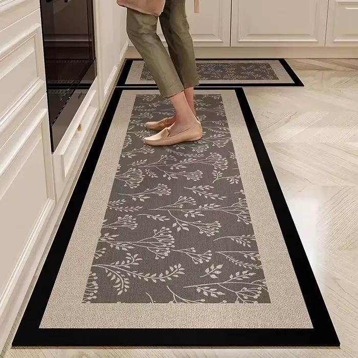 Tapis de sol cuisine en pvc imperméable résistant à l'huile antidérapant en cuir style classique pour décoration de maison usage commercialisée occasions spéciales