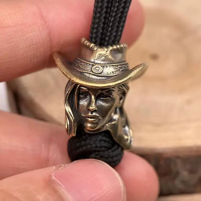 Perle de paracorde en laiton style cowgirl, accessoires DIY pour couteau, pendentifs tressés faits main pour lanière, outil EDC pour suspension de corde de parapluie extérieur