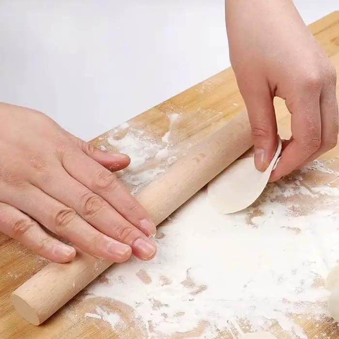 Rouleau à pâtisserie avec graduations