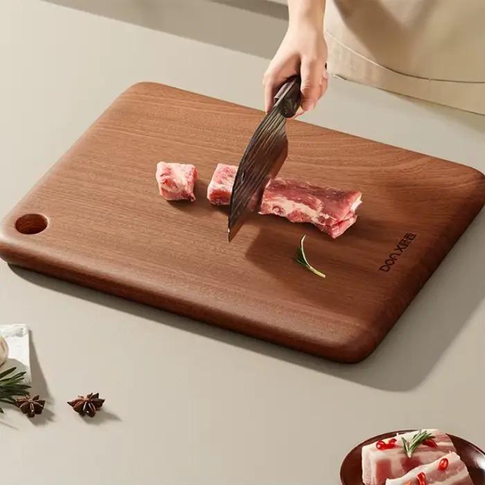Planche à découper carrée en bois JUSTINLAU