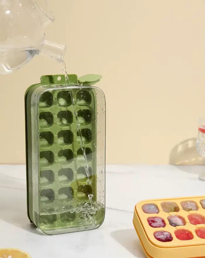 Boîte à glace en Silicone remplie d'eau domestique avec couvercle, moule à glaçons fait maison, 21 compartiments