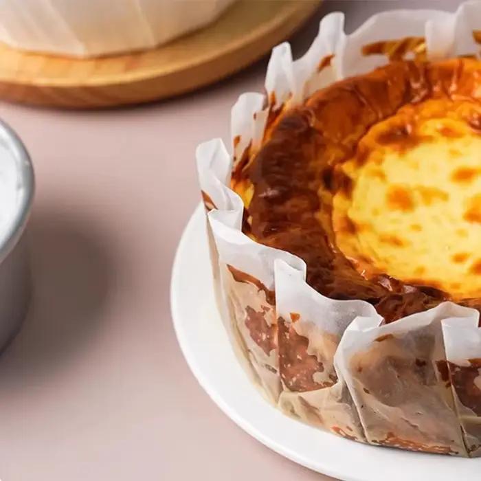 Plateau en papier à l'huile de cheesecake Basque de 4/6/8 pouces