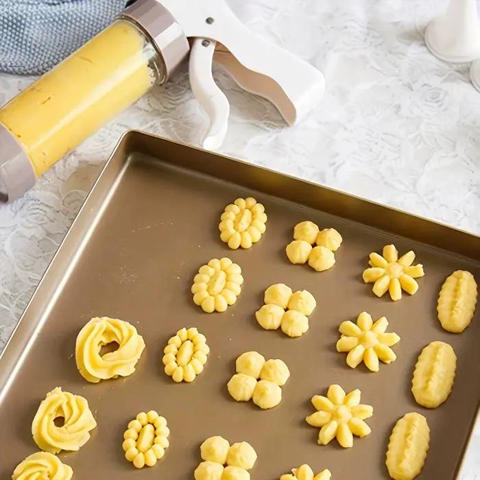 1 ensemble-presse à biscuits-nette pour fabriquer de petits biscuits- comprend des pistolets et des accessoires de presse en plastique-outils de cuisine de base