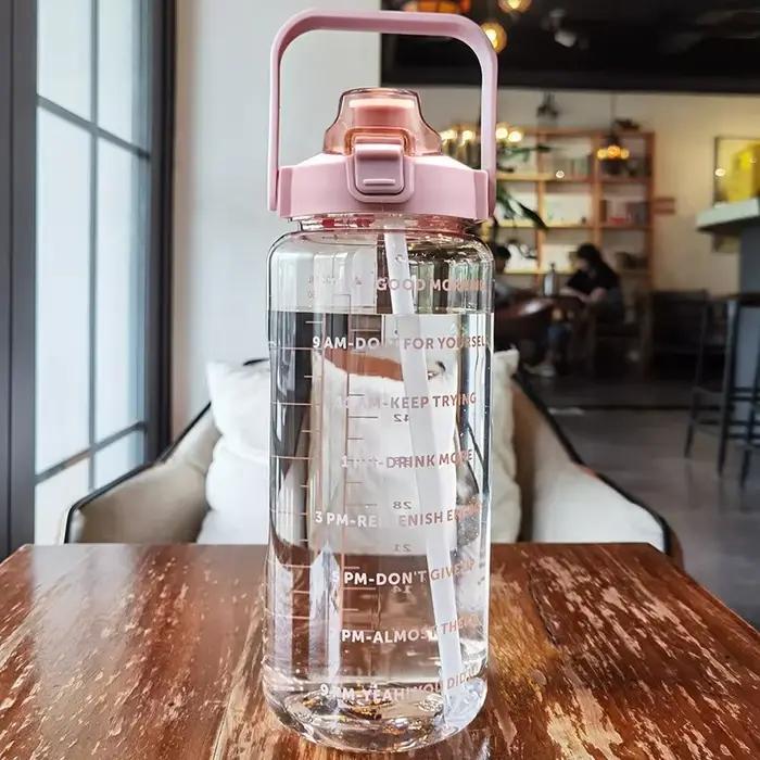 Bouilloire en plastique de 2 litres