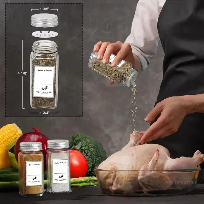 Pots à épices en verre avec couvercles métalliques