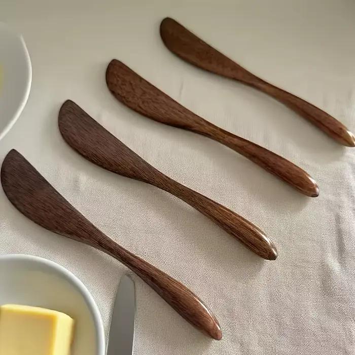 Ensemble de couteaux à fromage et à beurre en bois massif