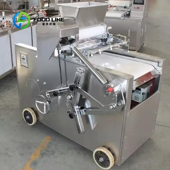 Machine à former des biscuits en acier inoxydable 304 pour la boulangerie professionnelle et la production de snacks occasions spéciales