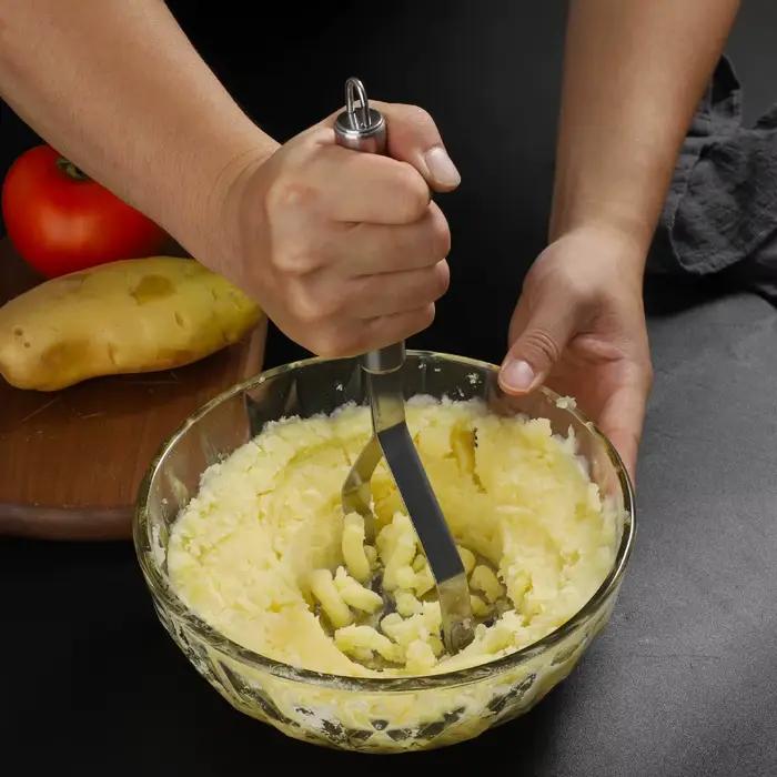 Presse-purée de pommes de terre en acier inoxydable