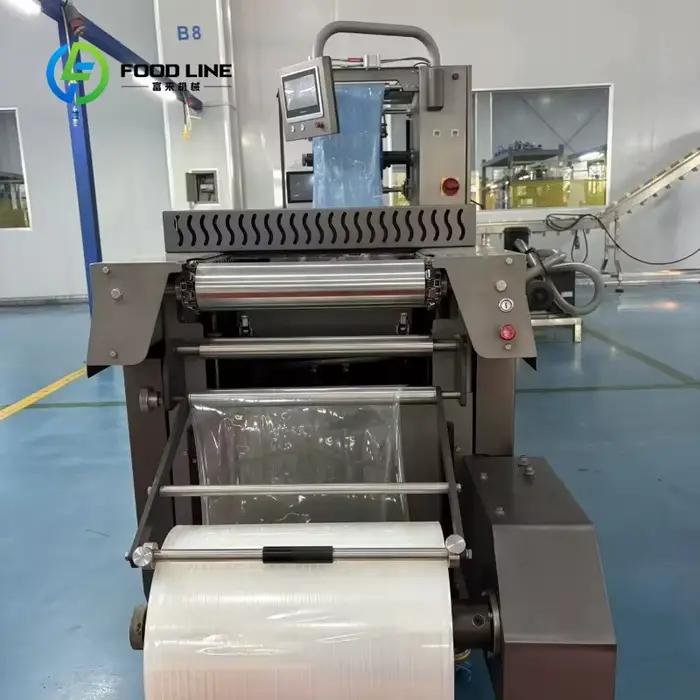 Machine d'emballage sous vide thermoformante mini automatique à prix d'usine, haute précision, surveillance à distance, facile à utiliser, sacs personnalisables