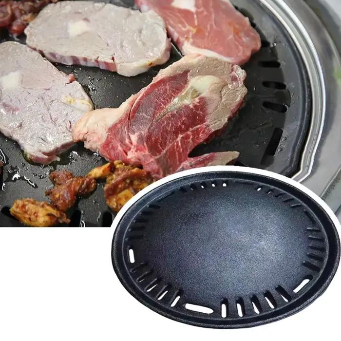 Plaque barbecue perforée en fer conception coréenne casserole multipurposée Rétention chaleur D2rd