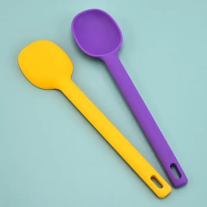 Grande cuillère à remuer en silicone, cuillère à salade, cuillère à assaisonnement de cuisine, cuillère à crème glacée, cuillère à gâteau, outil de cuisine, F2