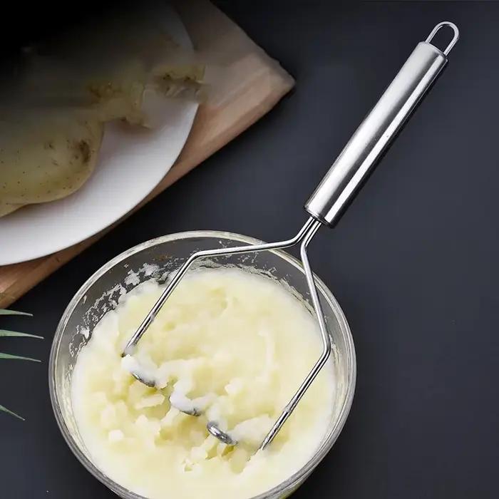 Écraseur à pommes de terre ondulé en acier inoxydable - Idéal pour faire des purées de légumes et de fruits à la main