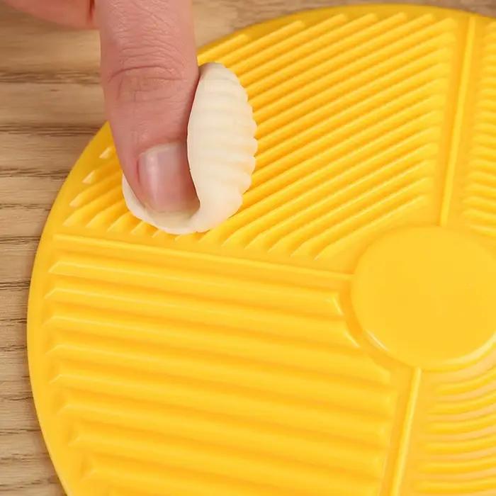 Planche Gnocchi en plastique bricolage planches fabrication Spaghetti, moule à pâtes fait à main avec trou suspension outil alimentaire pour Macaroni épingle à nouilles