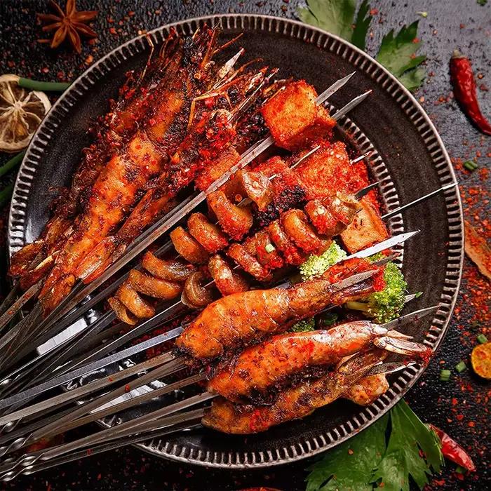 Brochettes de barbecue réutilisables en acier inoxydable, outils de cuisine et de camping, polyvalentes et résistantes à l'eau pour barbecues et pique-niques