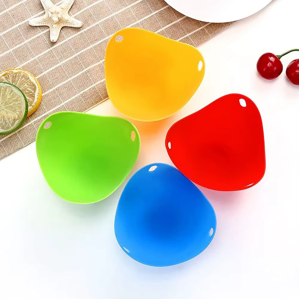 Poacher d'oeufs, 4 pièces tasses de fabricant d'oeufs pochés en Silicone dosettes de poaching antiad