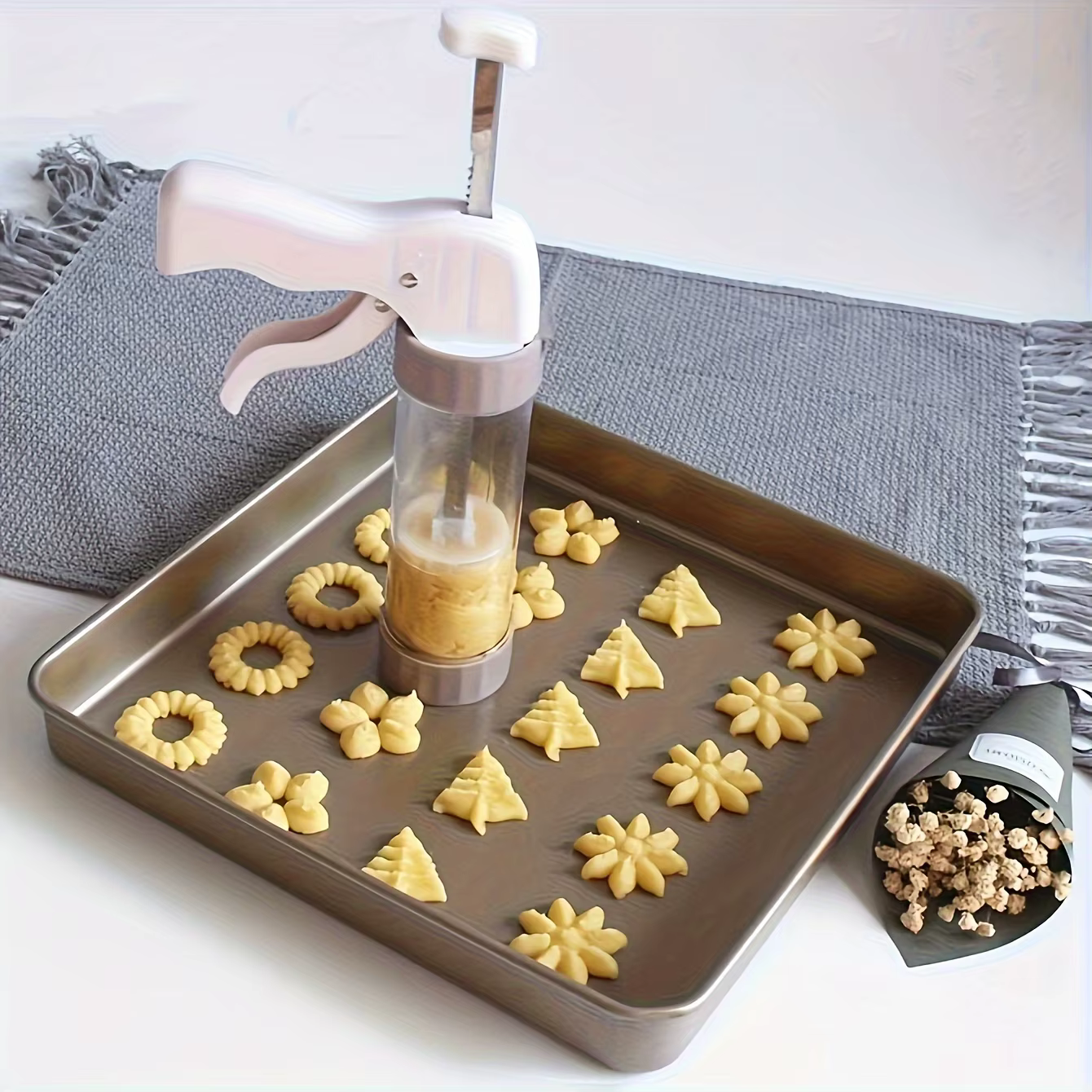 1 ensemble-presse à biscuits-nette pour fabriquer de petits biscuits- comprend des pistolets et des 