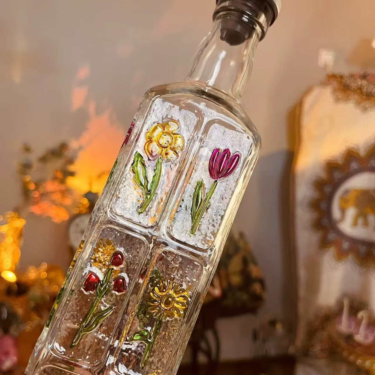 Ensemble de bouteilles d'huile et de vinaigre en Relief peintes à la main