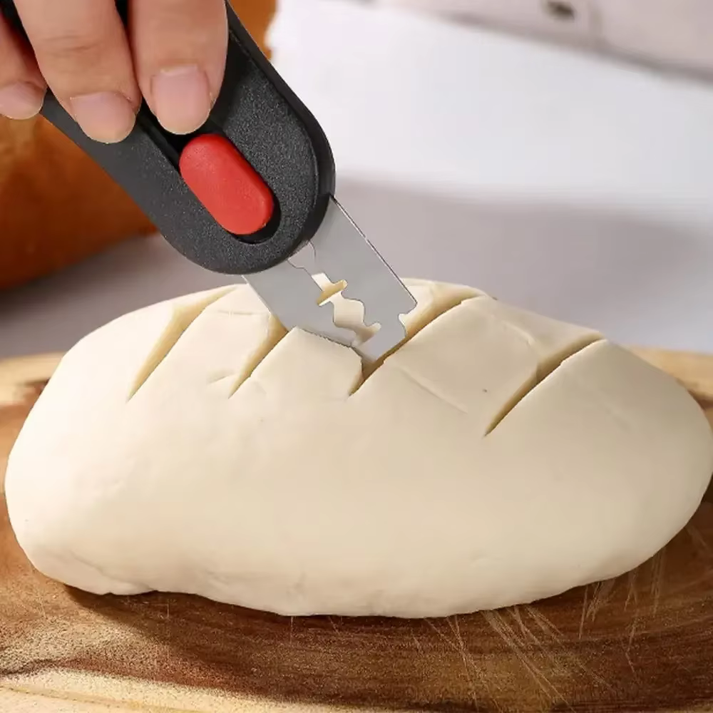 Outil de coupe de pain à levain