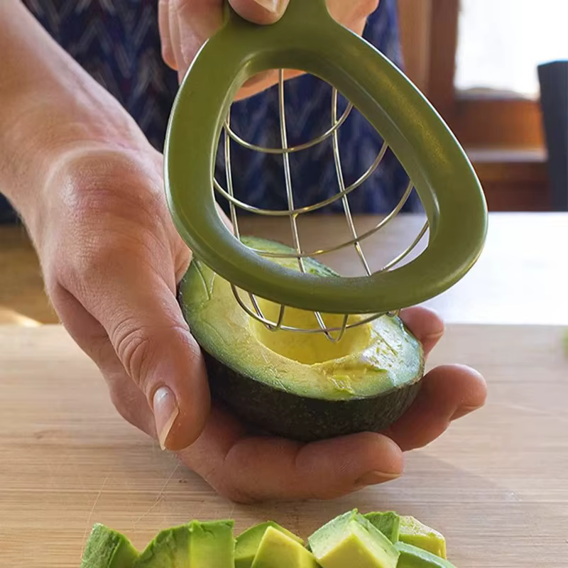 Trancheuse et corer d'avocat