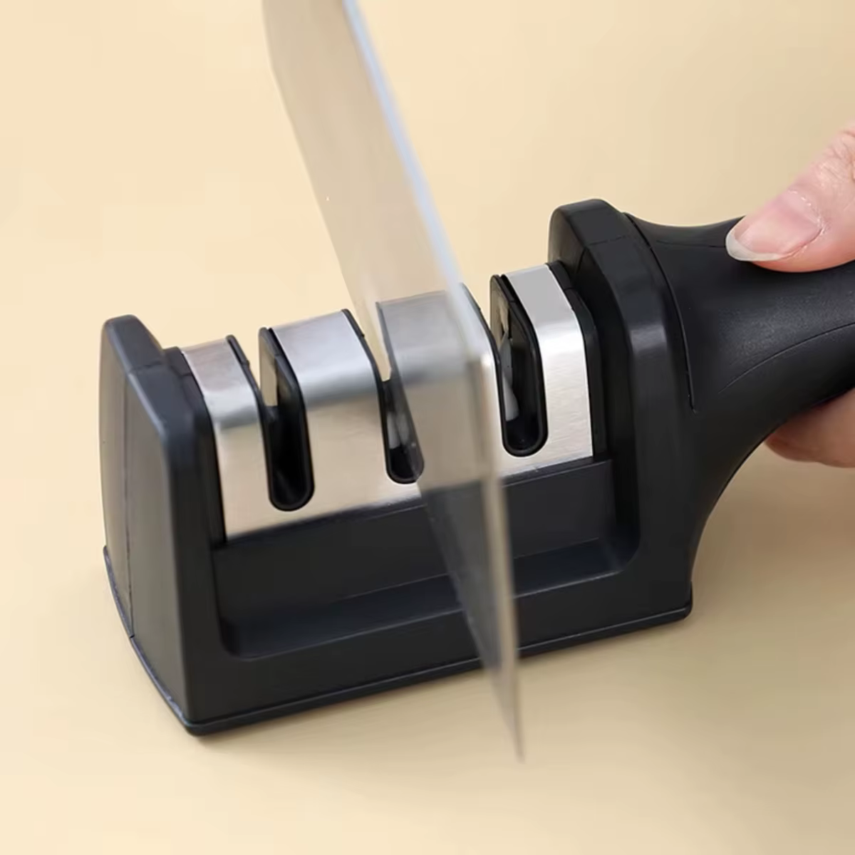 Affûteur de couteaux portatif multifonction
